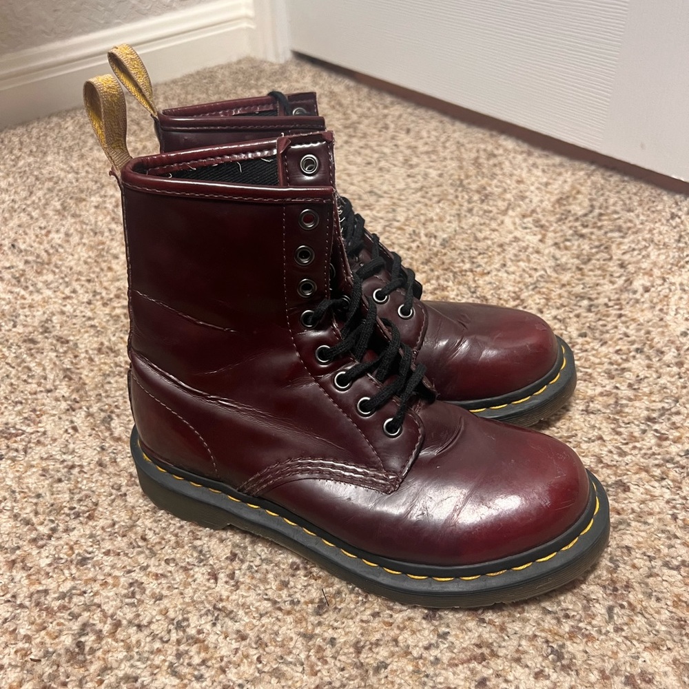 Vegan Doc Martens, burgundy color. Men’s size 6
